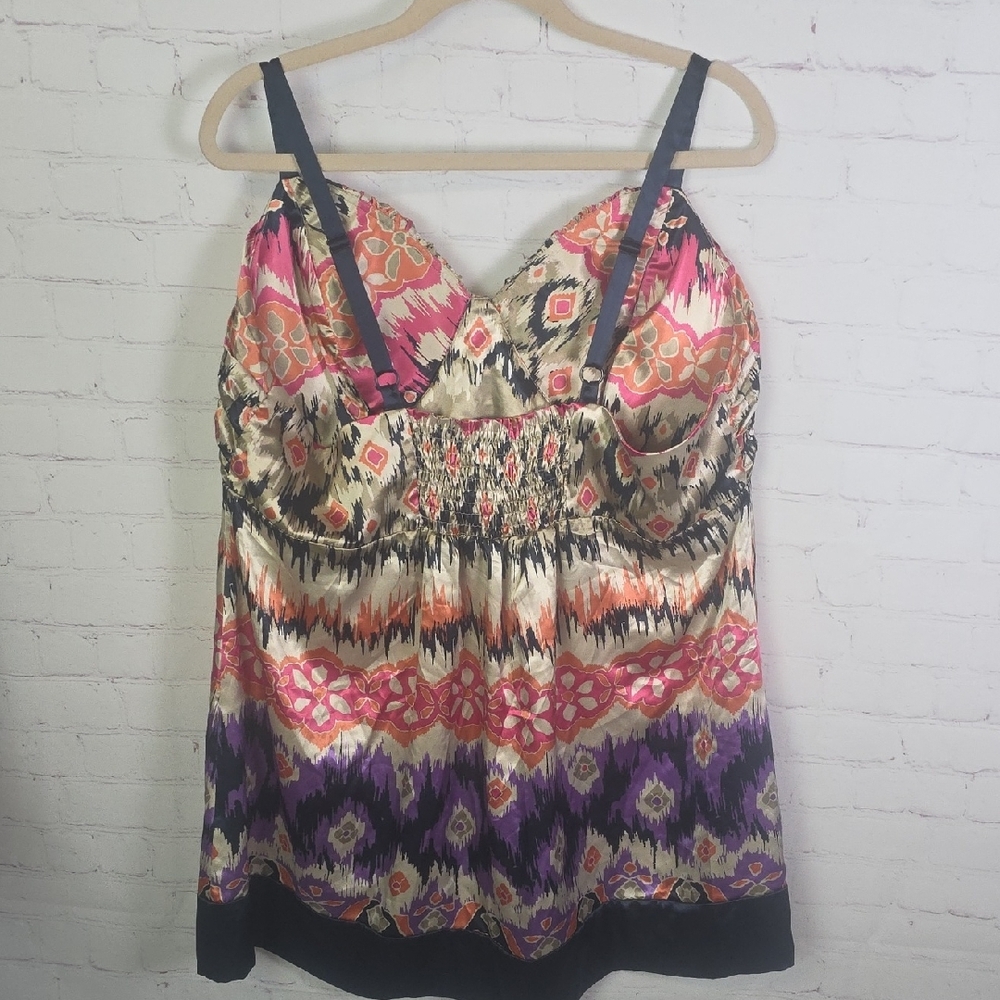 Apostrophe Multicolor Patterned Top - Picture 5 of 13
